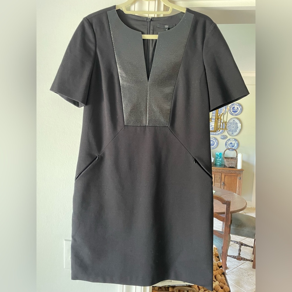Tibi black short sleeve shift dress with faux leather neck trim